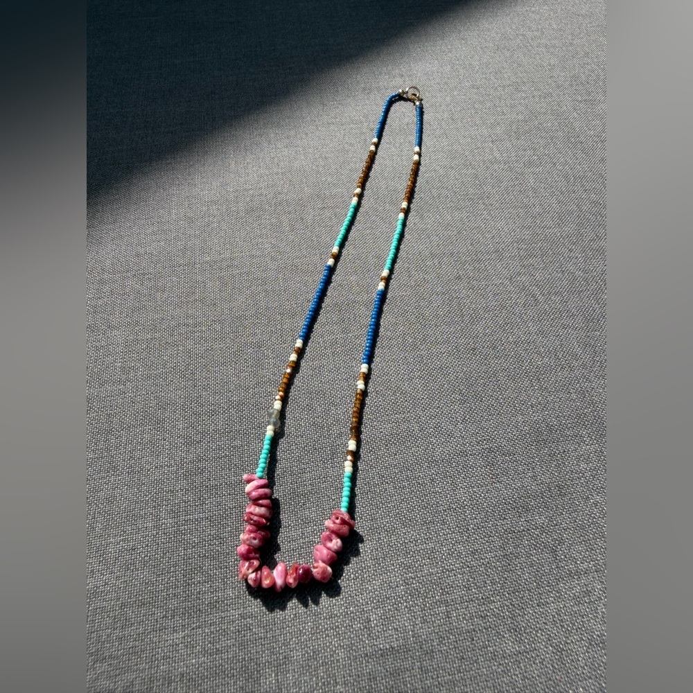 Beaded ‘Hawaii’ necklace